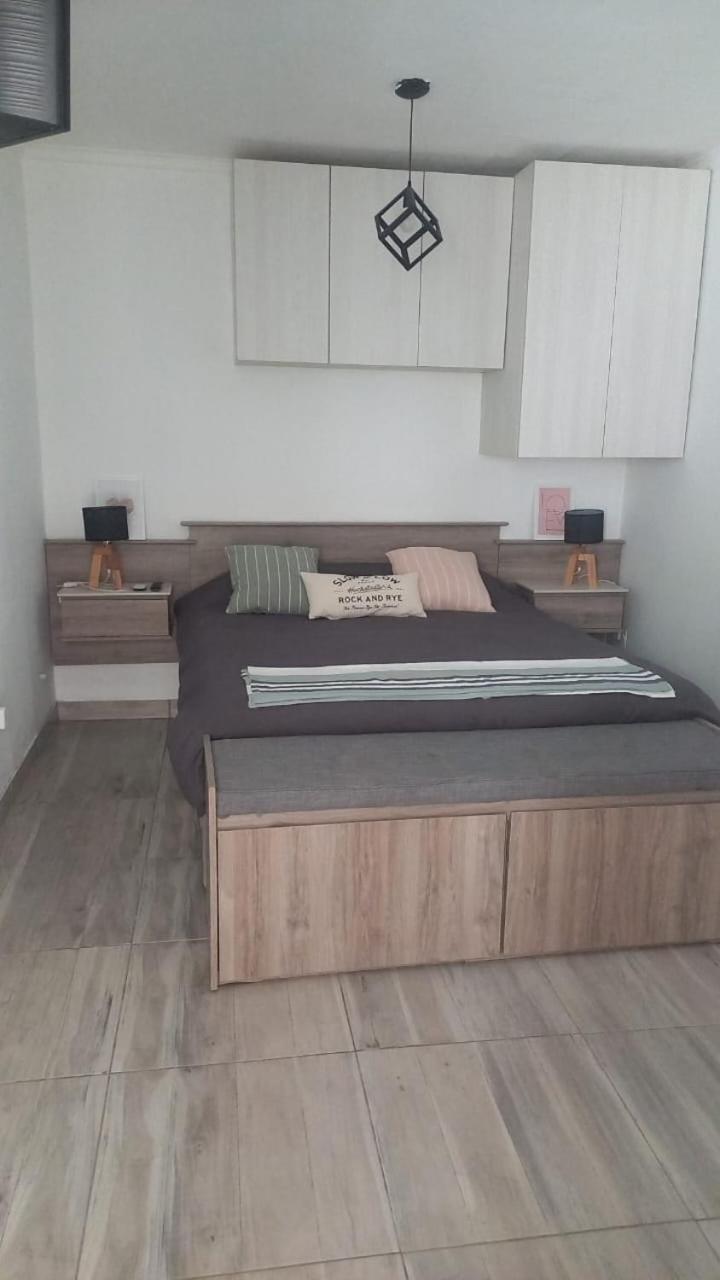 Apartamento Centrico, Moderno Y Tranquilo Caleta Olivia Kültér fotó